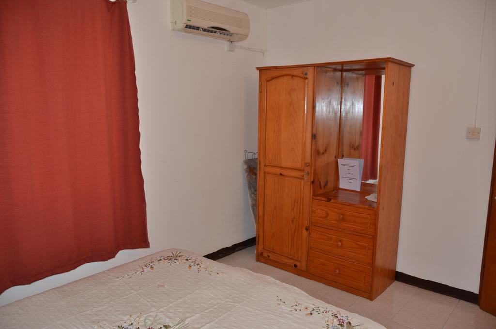 Les Gentilhommieres Guest House Trou-aux-Biches Quarto foto