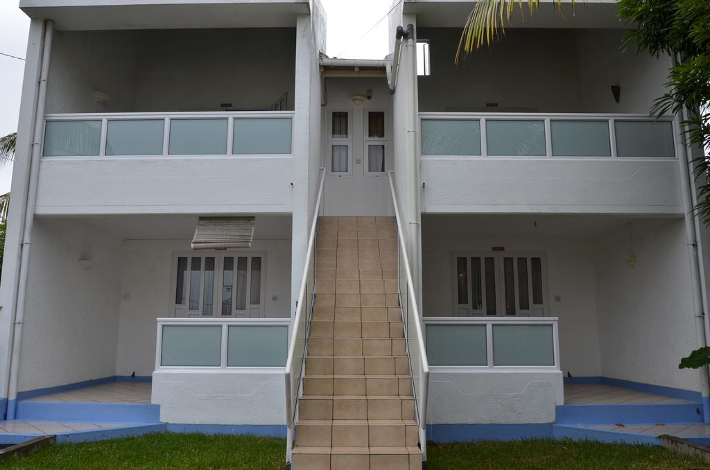 Les Gentilhommieres Guest House Trou-aux-Biches Exterior foto