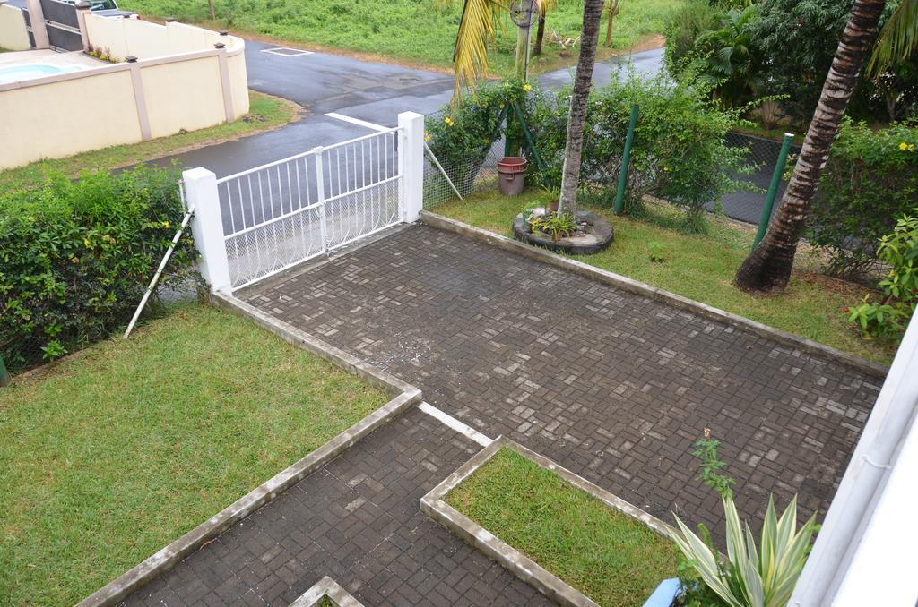Les Gentilhommieres Guest House Trou-aux-Biches Exterior foto